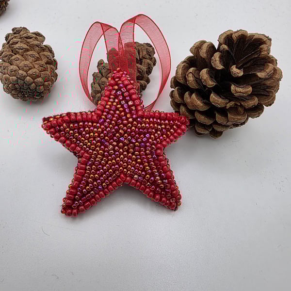 Red star bead embroidery decoration 