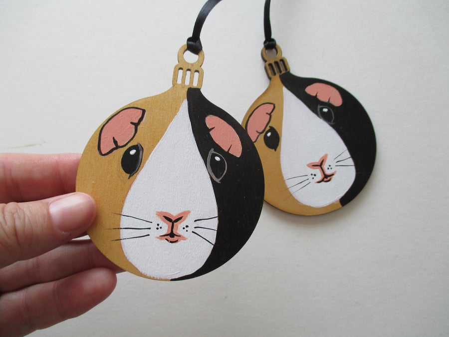 2x Guinea Pig Christmas Bauble Hanging Tree Decorations Hand Painted Pet Animal