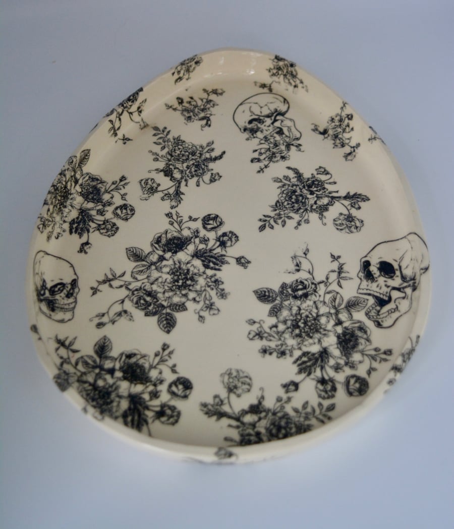 Gothic Skull Floral Trinket Dish - Handmade Ceramic Ring Tray