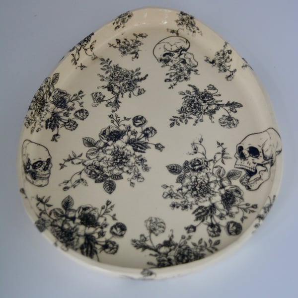 Gothic Skull Floral Trinket Dish - Handmade Ceramic Ring Tray