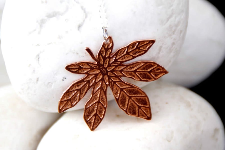 Leaf pendant in etched copper