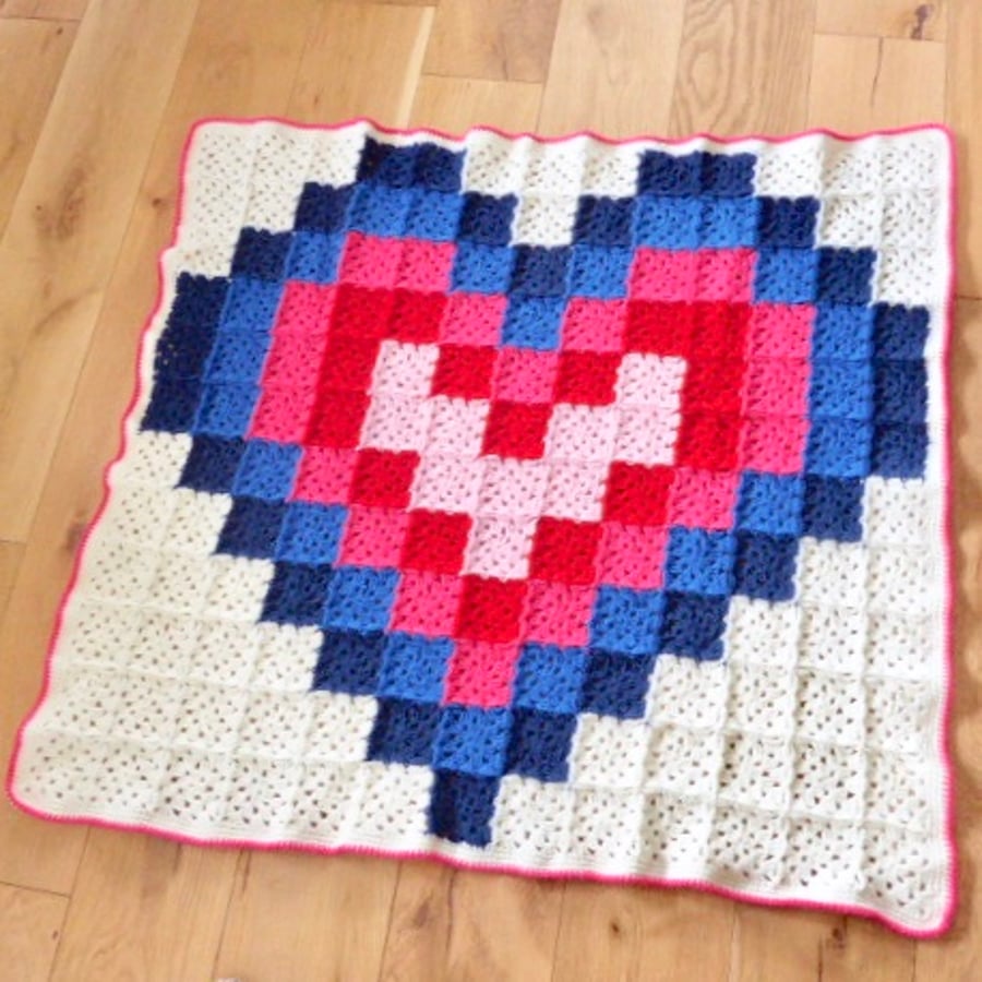  Crochet blanket, heart blanket, baby photo prop, 