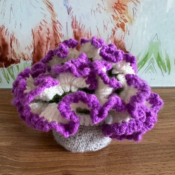 Crochet flower coaster and pot 