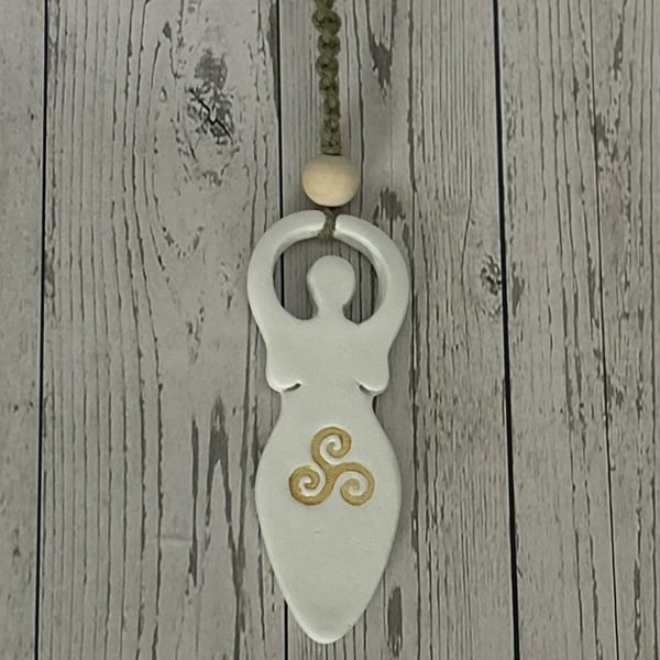 Celtic Triskelion Clay Diffuser - Gaia Mother Earth Talisman for Car or Home