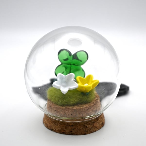 Glass four leaf clover garden