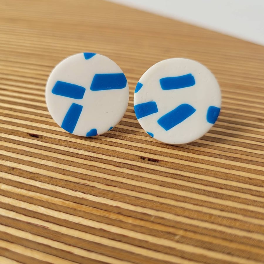 Crete - Circle Stud Polymer Clay Earrings 