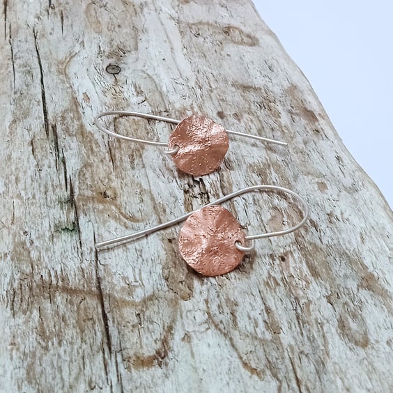 Distressed Copper Disc Earrings (ERCUDGDC2) - UK Free Post