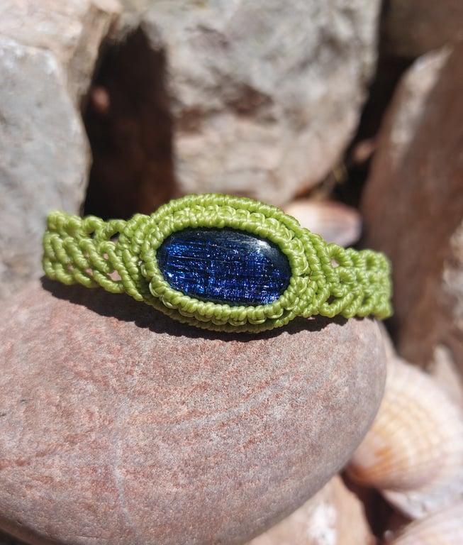 Fused Glass Macrame Bracelet
