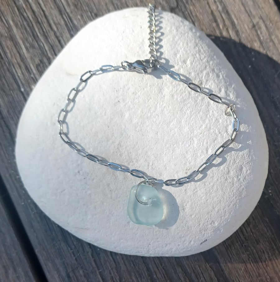 Sea Glass Bracelet, charm bracelet, delicate, stainless steel, handmade sea glas
