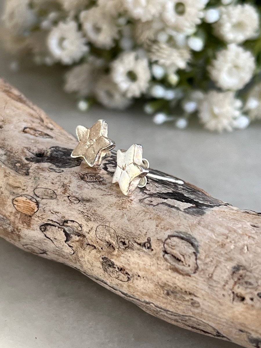 Recycled silver flower stud earrings 