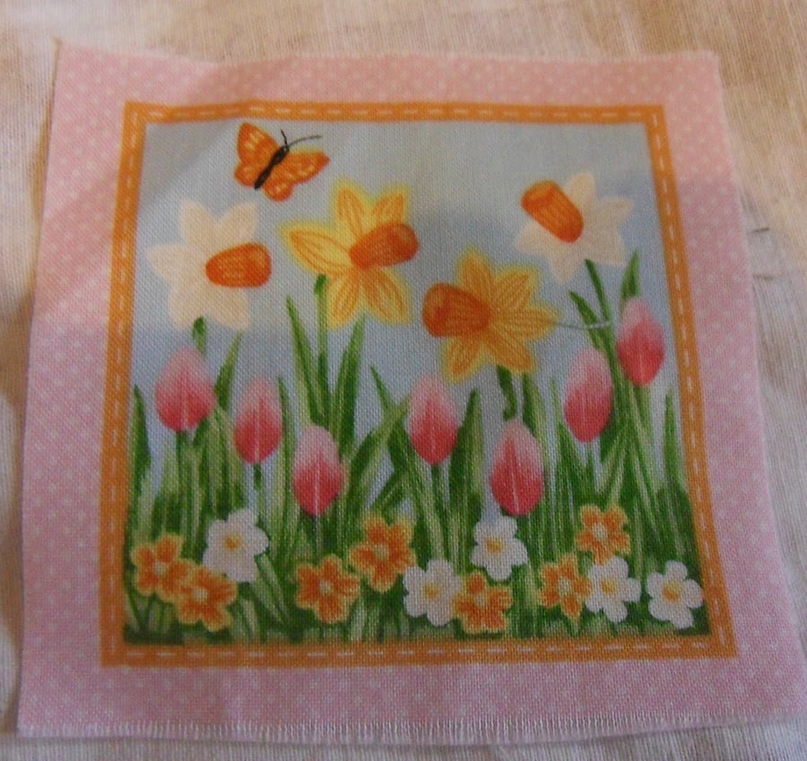 100% cotton fabric. Daffodils  Sold separately, postage .62p for many (33)