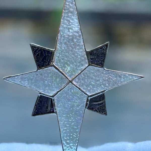 Stained glass Bethlehem star - Clear irridised glass with purple quarters