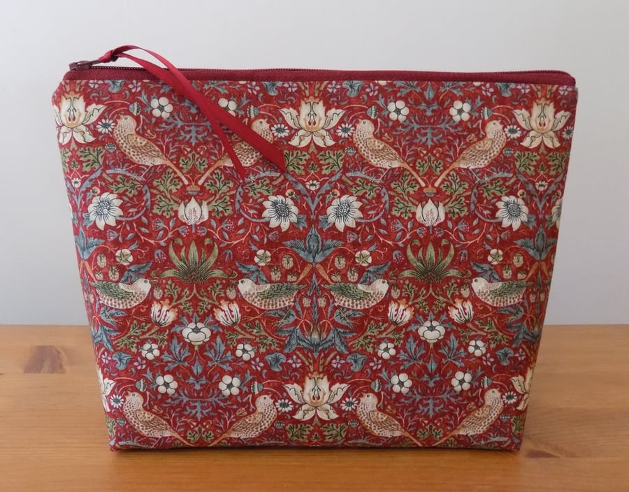 William Morris Toiletries Bag Strawberry Thief Make Up Case Floral Cosmetic Bag 