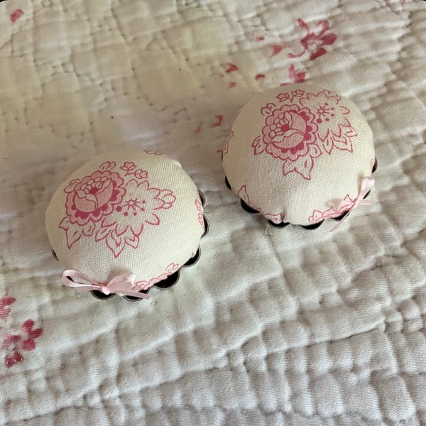 Vintage Pin cushion
