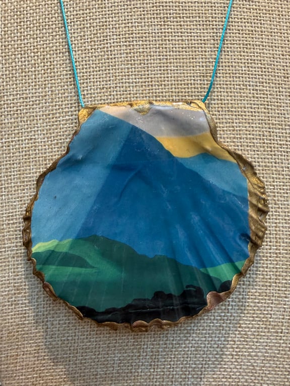 Snowdonia in sunshine shell necklace 