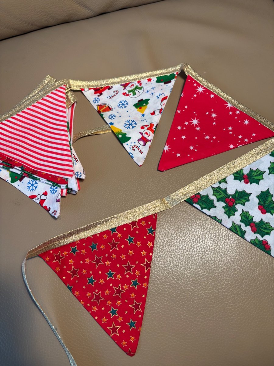 Christmas bunting