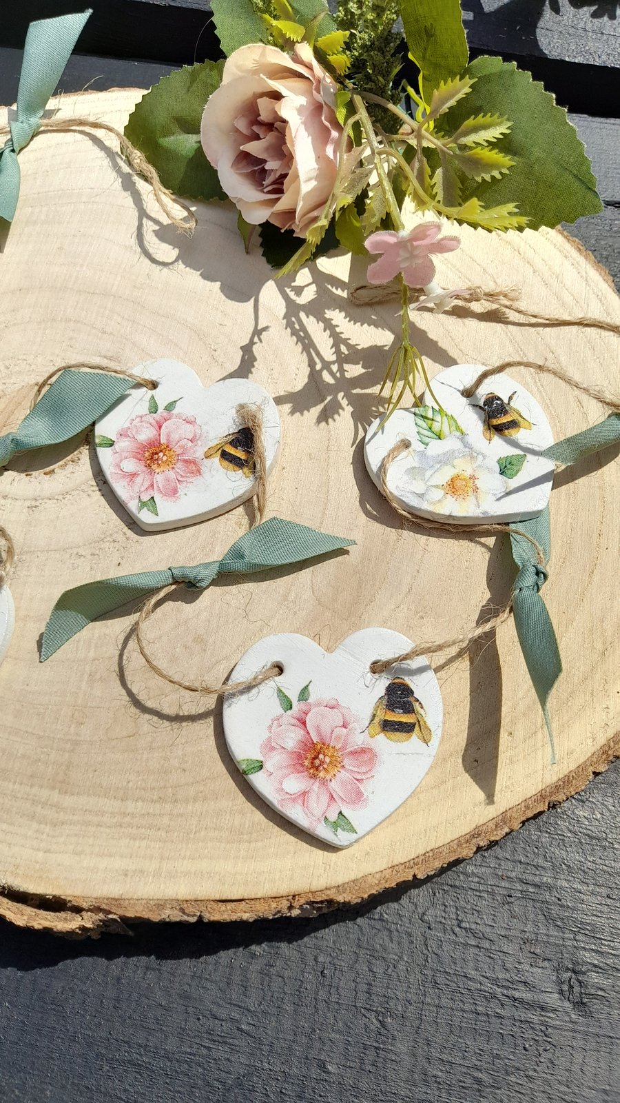 Blossom & Bee Clay Bunting
