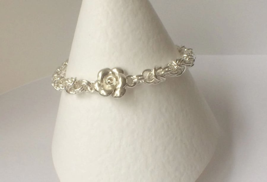 Sterling Silver Rose Chainmaille Bracelet with Toggle Clasp Silver Link Bracelet