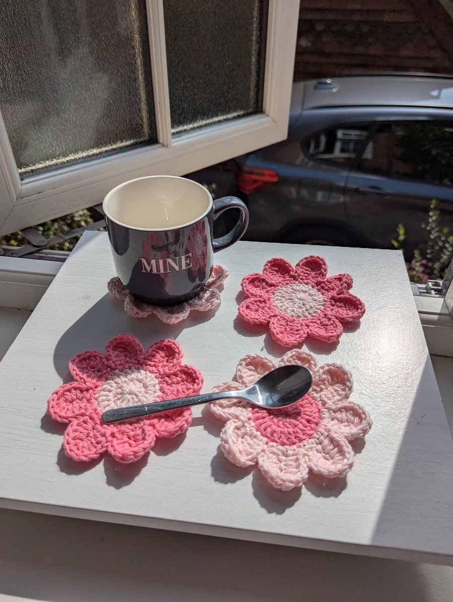 Crochet Coasters - Barbie Pink & pastel Pink Flowers 
