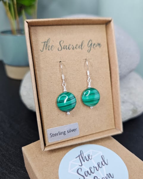 Silver malachite earrings store