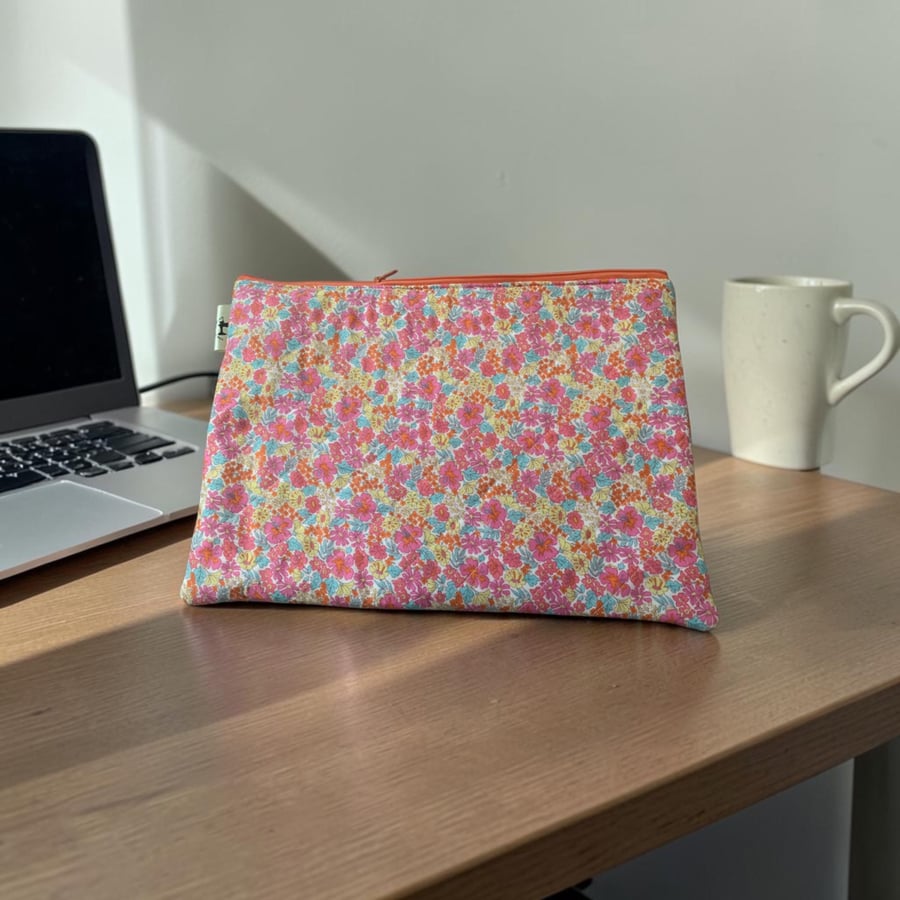 Floral Lap Top Case for a 13" Device
