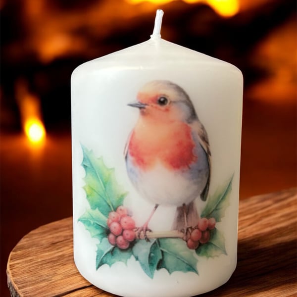 Christmas Robin candle 8cm x 5.7cm home decor