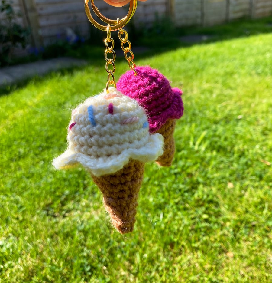 Ice cream keychain 