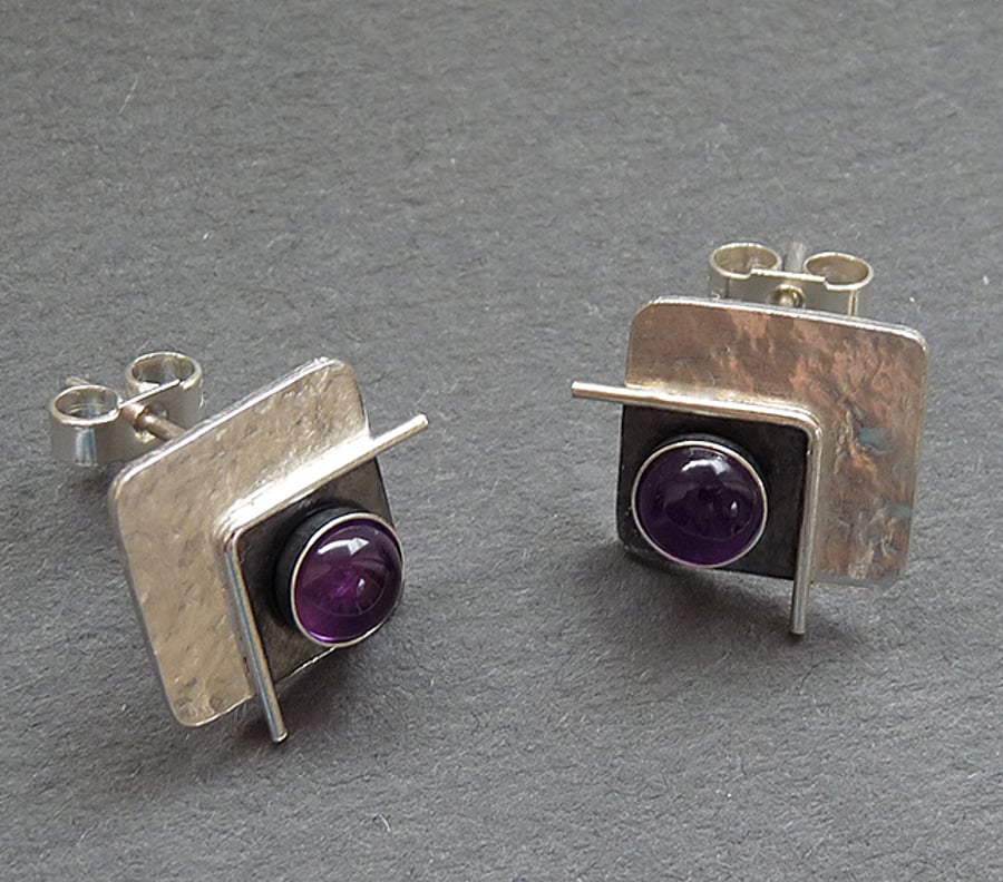 Sterling Silver Studs with Amethyst a8