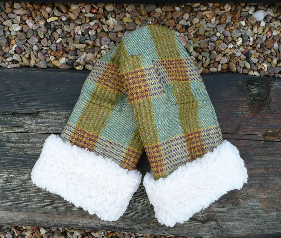 ladies mittens green gold british wool tweed faux sheepskin sherpa fleece gloves