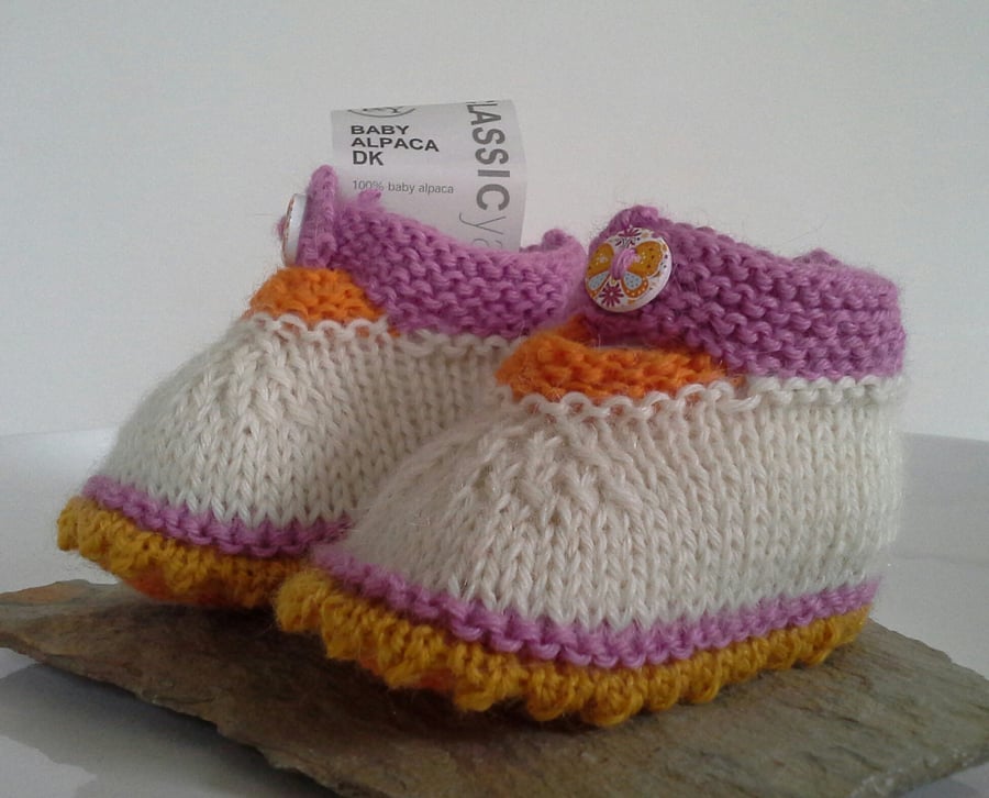 Luxury Pure Baby Alpaca Girls Baby Shoes  0-6 months size