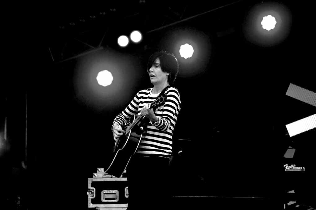 Sharleen Spiteri Performing Live With Texas Photograph Print