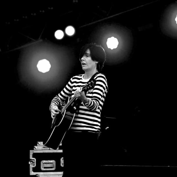 Sharleen Spiteri Performing Live With Texas Photograph Print