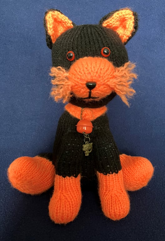 Halloween Black and Orange Cat – shelf decoration gift