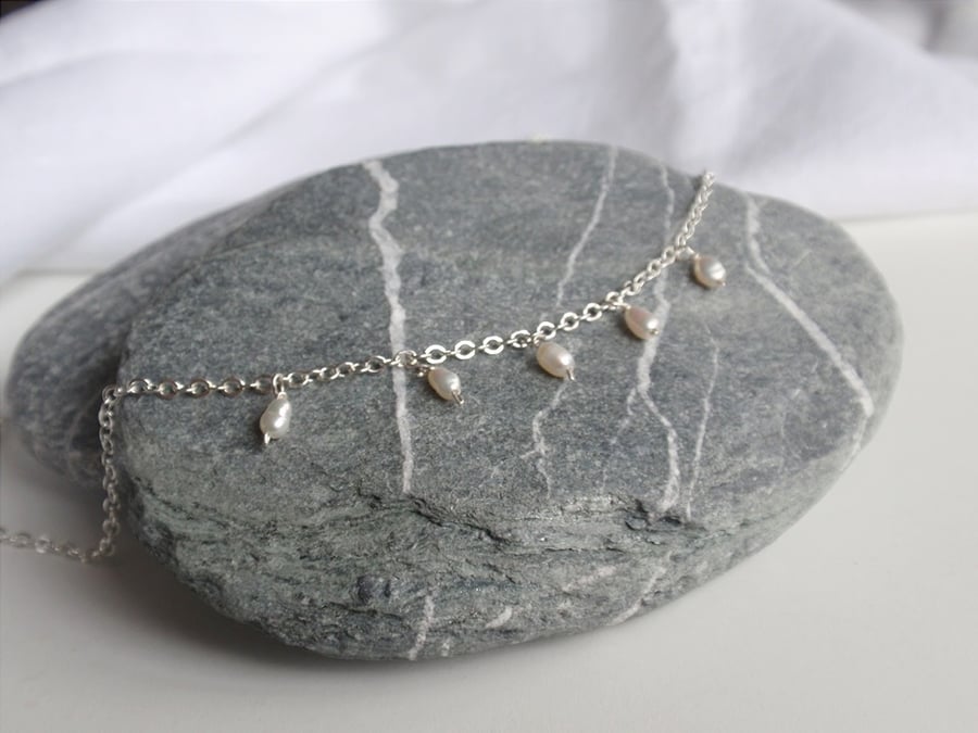 Pearl necklace with freshwater pearls on a silver chain,  bridesmaids gift