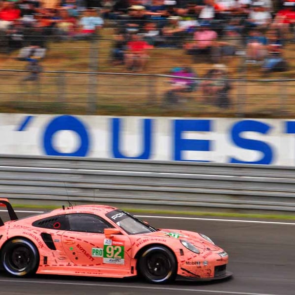 Porsche 911 RSR Pink Pig 24 Hours of Le Mans 2018 18"X12" Print