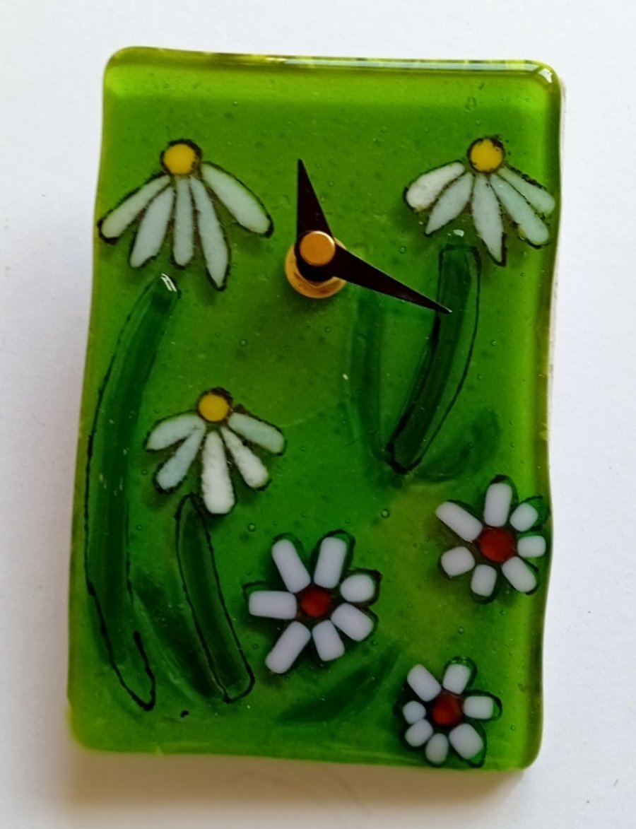 Fused glass clock with white flowers
