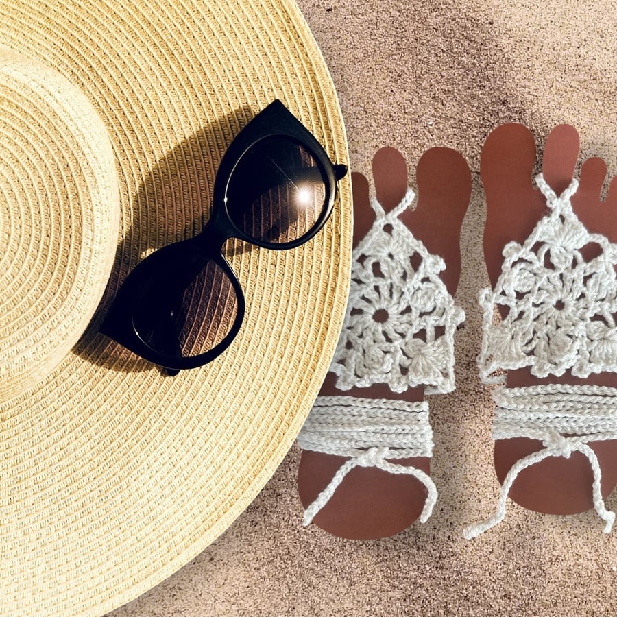 Crochet Cotton Barefoot Sandal in White