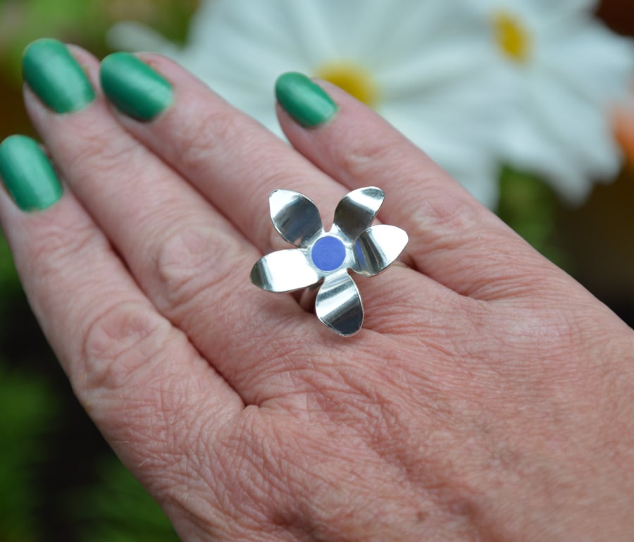 Sterling silver and lilac purple enamel flower ring