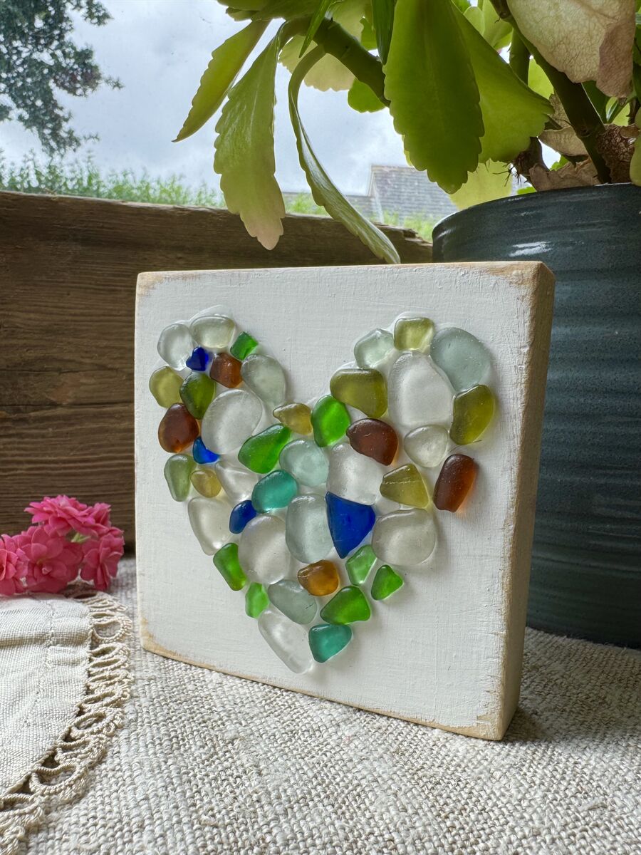 Cornish Sea Glass Heart Wooden Plaque Freestanding Decoration 