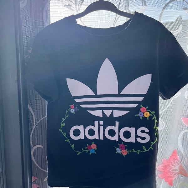Hand Embellished Children’s adidas T-Shirt – Floral Embroidered Logo – Age 3–4 Y