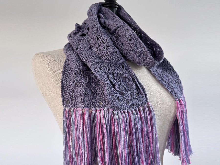 Handmade Retro Granny Square Scarf in Lilac.