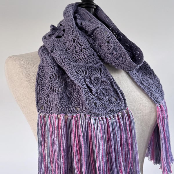Handmade Retro Granny Square Scarf in Lilac.