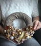 Luxury gold fabric Christmas wreath tweed floral wall hanging mantel piece - Image 4