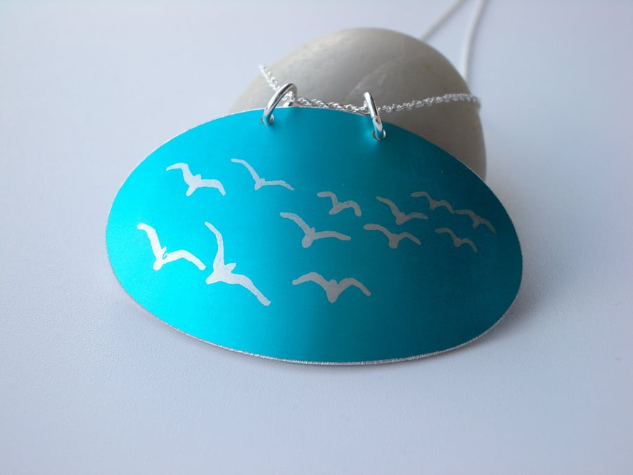 Seagull pendant in turquoise and silver