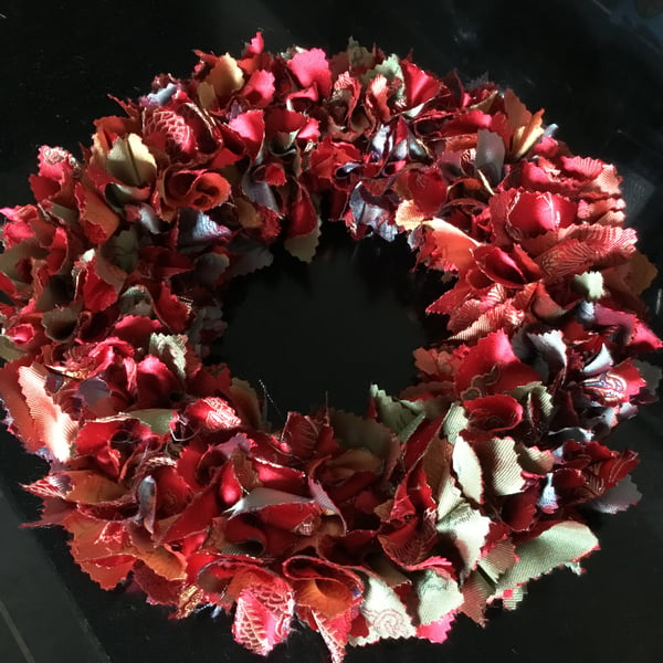 wreath. Hand crafted. Hand cut fabric wreath. Home decor. CC694