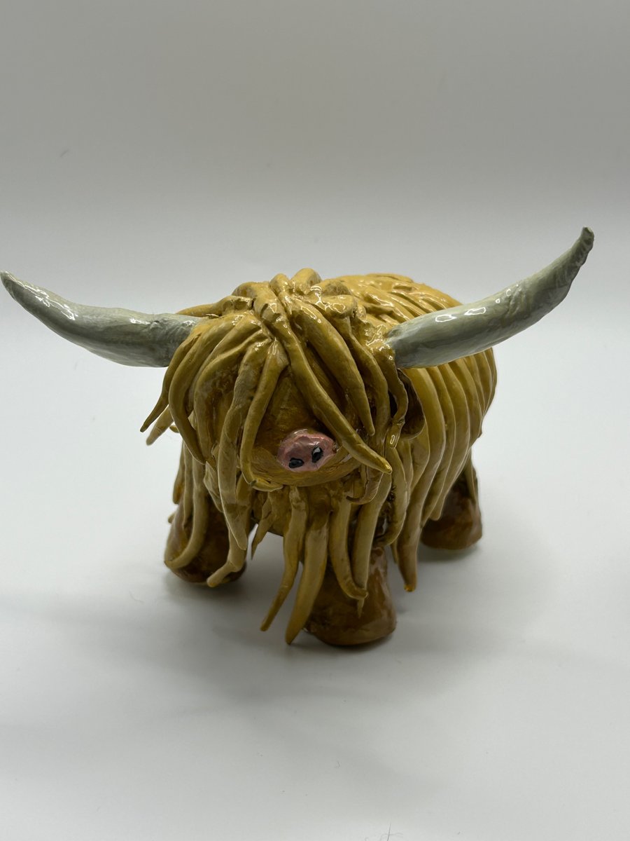 Unique handmade highland cow 4" high 