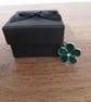 GREEN, SILVER AND CRYSTAL ADJUSTABLE RING. - Image 3