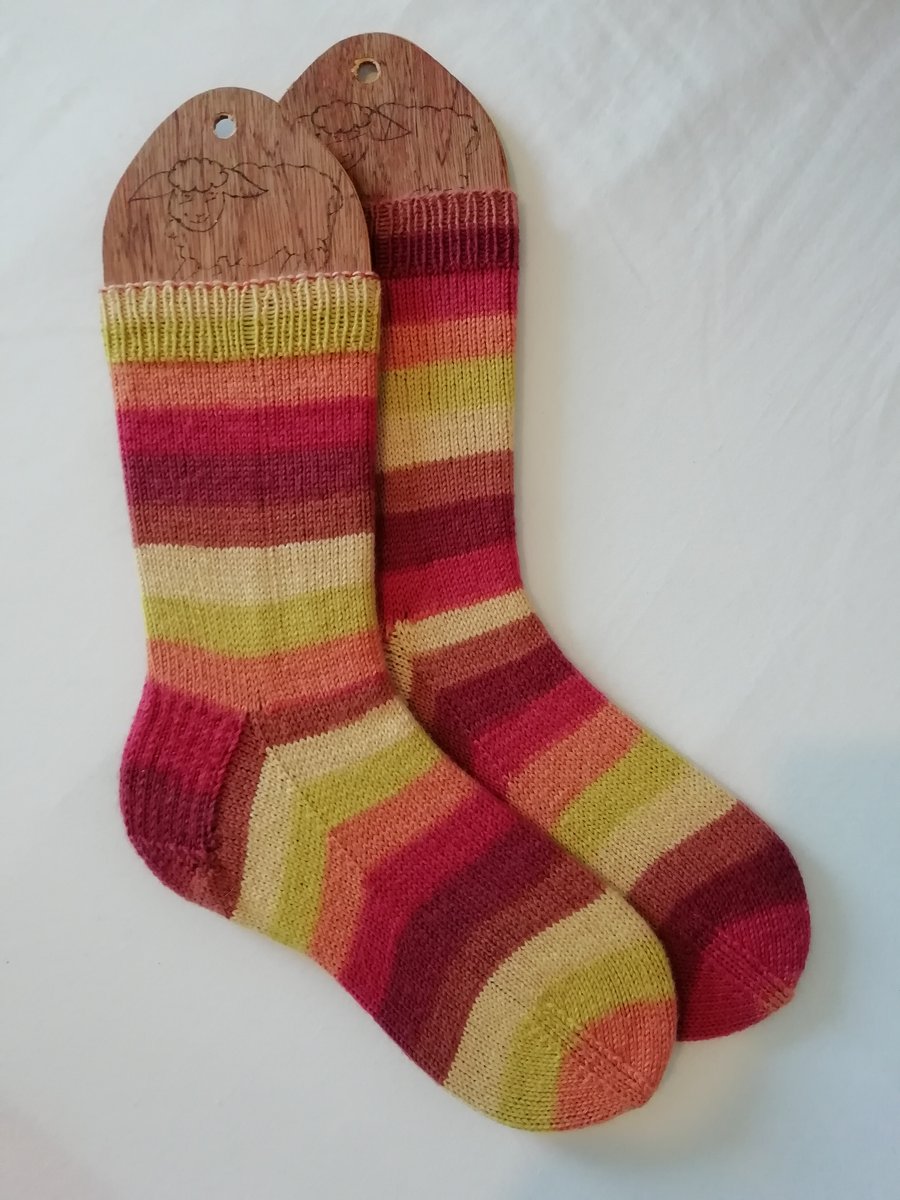 Hand knitted merino wool socks MEDIUM, size 5-7 