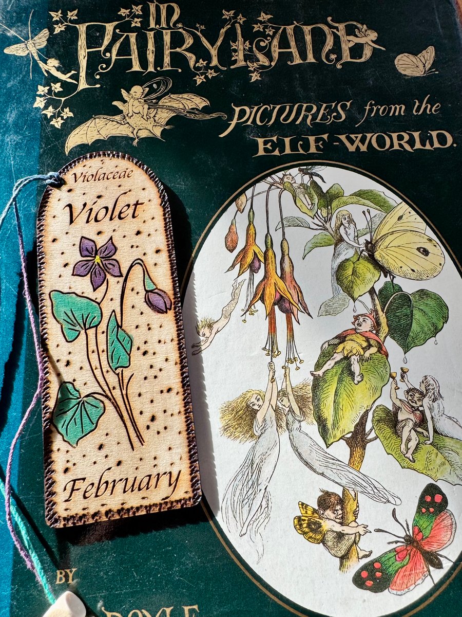 Birth flower bookmark, birthday, literary gift, laser, pyrography and paint. 