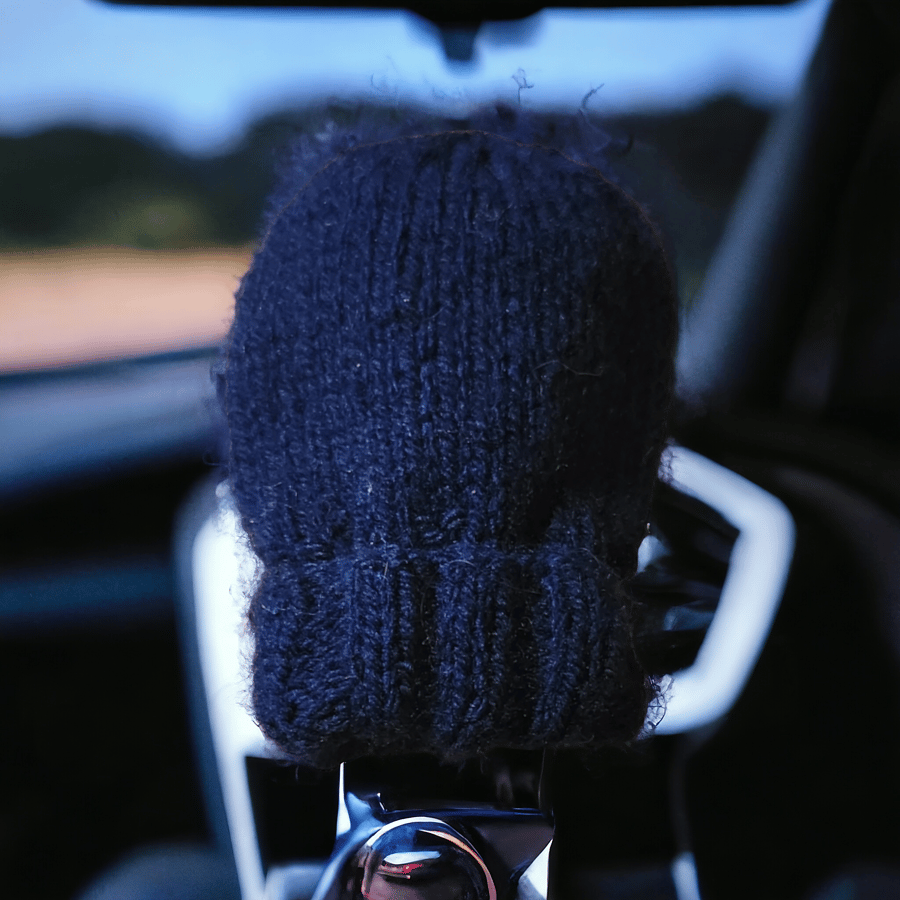 Hand knitted car gear shift warmer